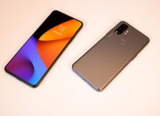 Celular Samsung Galaxy M35 vs Moto E22: Qual a Diferença? Celular Samsung Galaxy M35 vs Moto E22